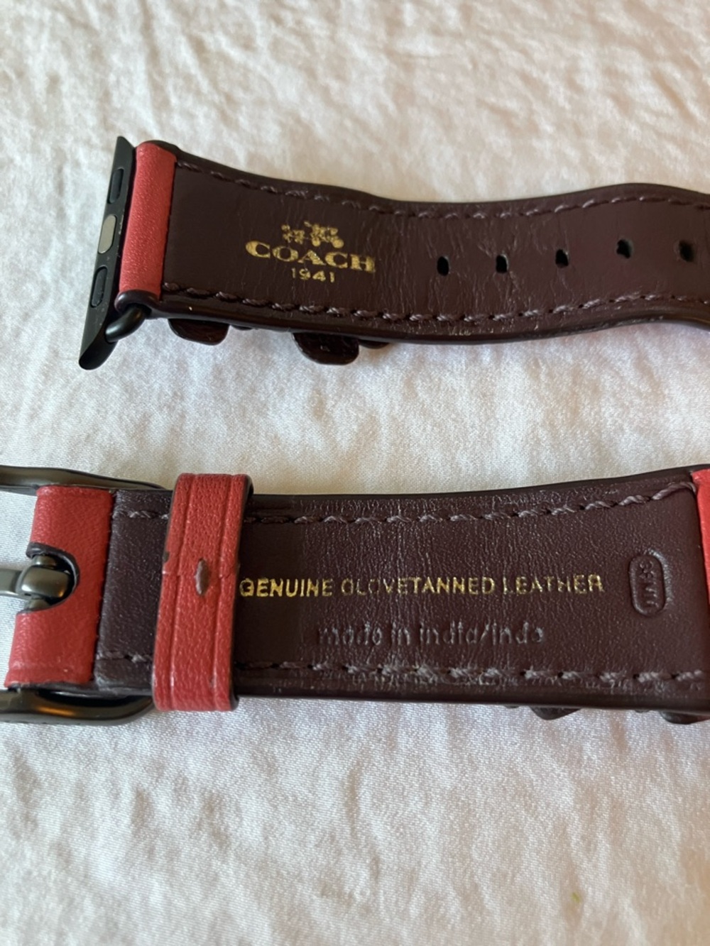 Coach: 2016 Red Leather Tea Rose Appliqué Apple Watch Band- 38mm-40mm- IOB - Picture 2 of 15